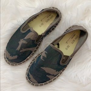 ZARA Camouflage Espadrilles